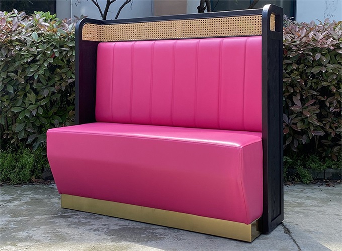 牛肉火鍋店雙人位實(shí)木軟包卡座沙發(fā)