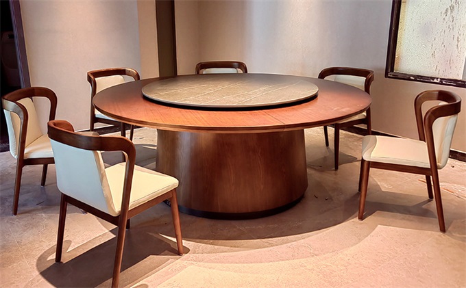 挑選餐廳電動餐桌椅定制廠家需謹慎！如何選擇才能省錢又放心！