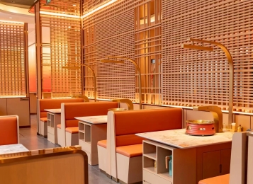 冬小李炭火烤肉店上排煙炭火烤肉桌