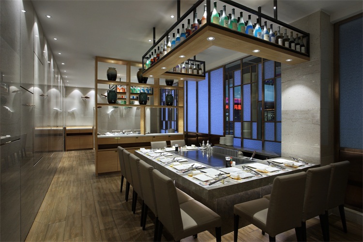 鐵板燒餐廳空間設(shè)計(jì)效果圖